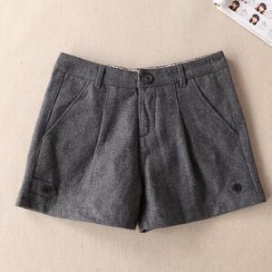NWOT GRAY WOOL BLEND SHORTS SIZE L 67